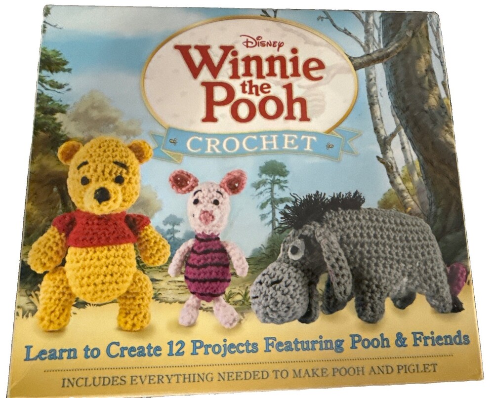 2018 Disney's Winnie The Pooh Crochet Kit Makes Poo/ Piglet 12 Patterns NIP B67